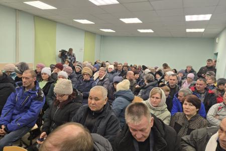 Алтайский край. Лидер местных коммунистов Мария Прусакова выступила в защиту сельсоветов в Тогульском районе