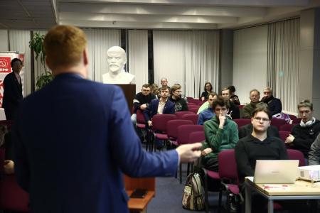 В Московском городском комитете КПРФ стартовало обучение нового потока в Школе молодого коммуниста