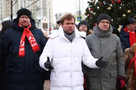 В Москве стартовал народный референдум КПРФ