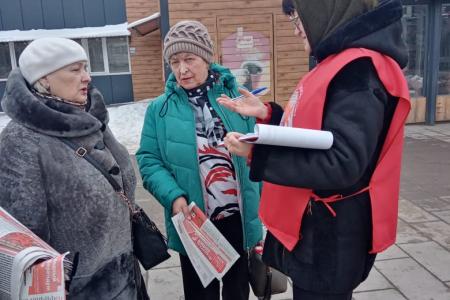 Липецкие коммунисты продолжают проводить народный референдум в регионе
