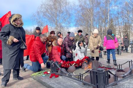 Ярославские коммунисты отметили День рождения Красной Армии