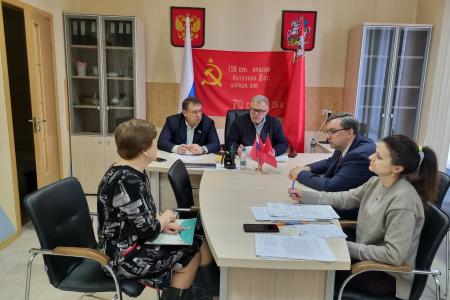 Руководитель фракции КПРФ в Московской областной Думе Александр Наумов провел прием жителей в г.о. Ступино