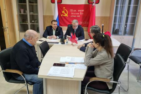 Руководитель фракции КПРФ в Московской областной Думе Александр Наумов провел прием жителей в г.о. Ступино