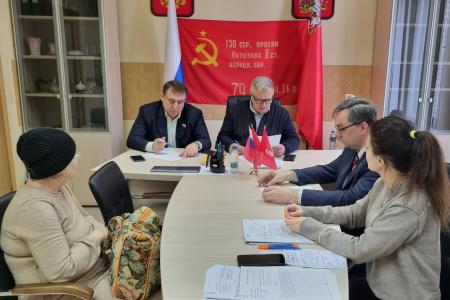 Руководитель фракции КПРФ в Московской областной Думе Александр Наумов провел прием жителей в г.о. Ступино
