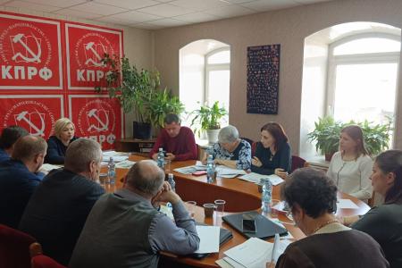 В Красноярском крае прошло кустовое совещание партийных отделений КПРФ южной зоны