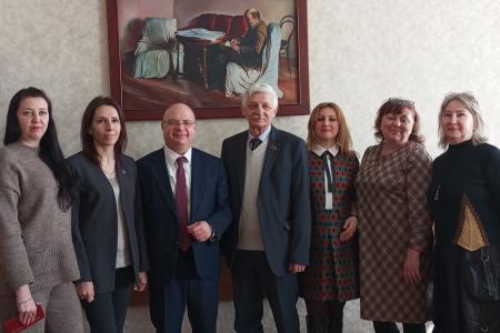 Белгородцы празднуют весну с надеждой на мир