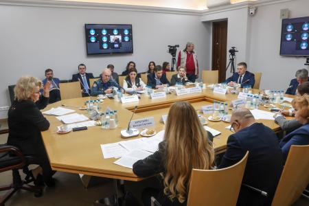В Государственной Думе прошло расширенное заседание рабочей группы по организации отдыха и оздоровления детей