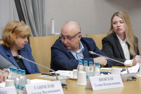 В Государственной Думе прошло расширенное заседание рабочей группы по организации отдыха и оздоровления детей