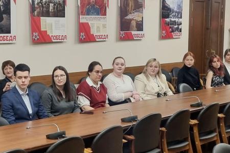 Мария Дробот обсудила с московскими студентами работу Госдумы и перспективы молодёжной политики