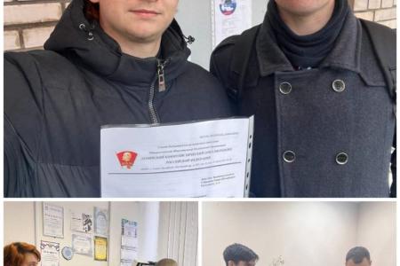Комсомольцы Санкт-Петербурга требуют от депутатов свободы собраний