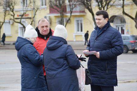 Олег Лебедев принял участие в проведении Народного референдума в городе Череповце Вологодской области