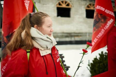 Нижегородские коммунисты почтили память Иосифа Виссарионовича Сталина