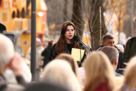 Денис Парфенов: Жители ЮВАО против строительства магистрали и за сохранение сквера Плющево!