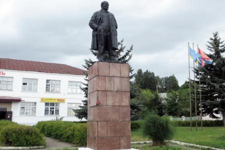Памятнику Ленину на главной площади Юрьевца – быть! Заявление Бюро Ивановского обкома КПРФ
