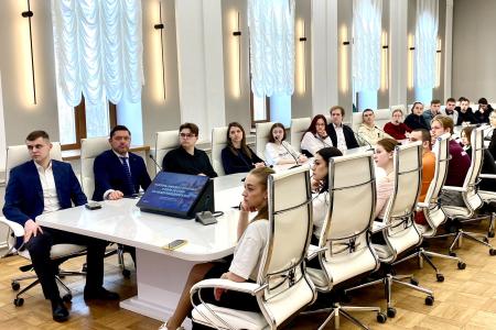 Начался визит заместителя Председателя ЦК КПРФ Д.Г. Новикова во Владимир