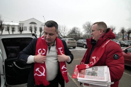 Даже в выходные - за диалог с народом! Народный референдум в Костроме