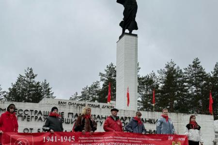 "От Идрицы до Петрозаводска под Красным Знаменем". Продолжается второй этап марша-эстафеты «Наша Великая Победа» по регионам Северо-Западного федерального округа