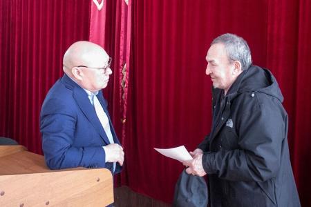 Первый секретарь Калмыцкого рескома партии,  вице-спикер парламента Калмыкии Николай Нуров провел встречу с избирателями в Кетченеровском районе