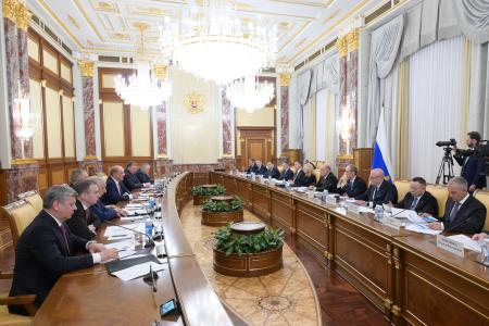 Все работаем на победу!