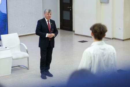Дмитрий Новиков провёл встречу со студентами Северо-Кавказского федерального университета