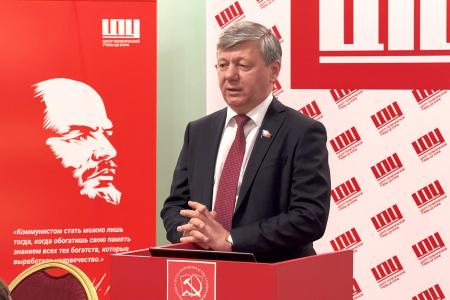 Дмитрий Новиков поделился опытом с участниками проекта “Красная трибуна” в Центре политической учебы ЦК КПРФ