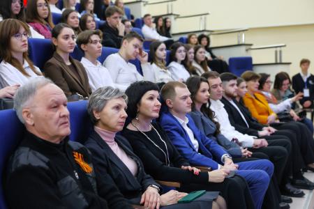 Дмитрий Новиков провёл встречу со студентами Северо-Кавказского федерального университета
