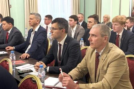 Дмитрий Новиков поделился опытом с участниками проекта “Красная трибуна” в Центре политической учебы ЦК КПРФ