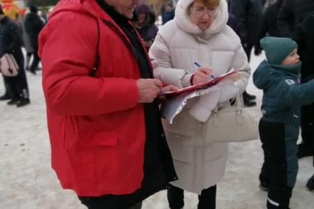 Представители Ивановского обкома КПРФ обсудили актуальные проблемы с жителями Родниковского района
