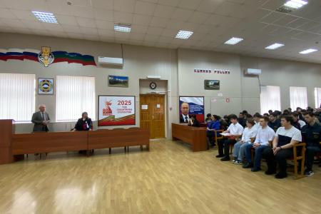 Камила Тамбиева и Дамир Найманов из Карачаево-Черкесии стали победителями Всероссийского конкурса Ленинского комсомола "Человек стальной воли", посвященного 120-летию писателя Николая Островского