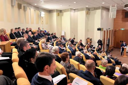 Владимир Кашин: Важнейшие задачи рыбохозяйственной отрасли  -  обеспечить население качественной и безопасной рыбной продукцией, и создать современную инфраструктуру рыболовецких прибрежных поселков для жизни и работы