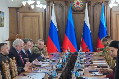 Делегация КПРФ во главе с Казбеком Тайсаевым в Луганской Народной Республике