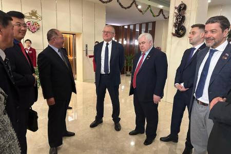 Делегация КПРФ во главе с К.К. Тайсаевым и А.А. Ющенко прибыла в КНДР