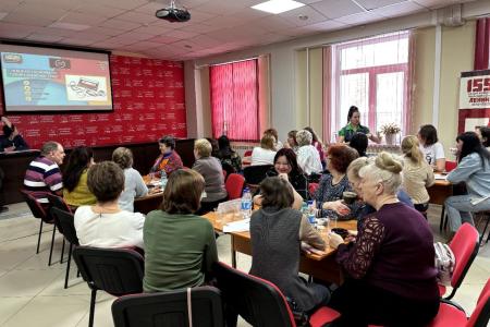 Мария Прусакова: В условиях системного кризиса капитализма деятельность партийных организаций Алтайского края направлена на социальную поддержку трудящихся