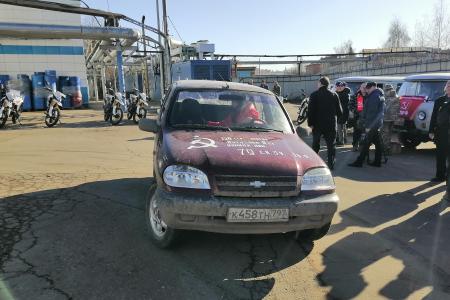 Московские коммунисты приняли участие в отправке гуманитарного конвоя КПРФ