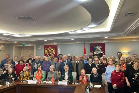Круглый стол в Мосгордуме: «Хватит молчать! Мы – поколение победителей!»
