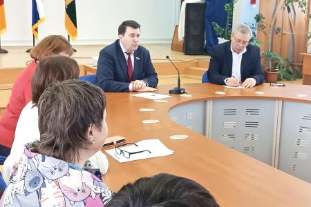 Олег Лебедев провел встречу с активом местного самоуправления  города Калязин Тверской области