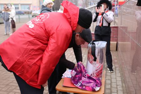 Саранские коммунисты провели многолюдную акцию в рамках Народного Референдума КПРФ