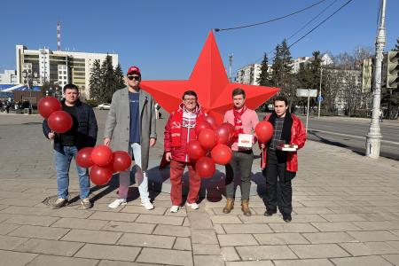 Курская область. Председатель ЦКРК Н.Н. Иванов поздравляет с 8 марта