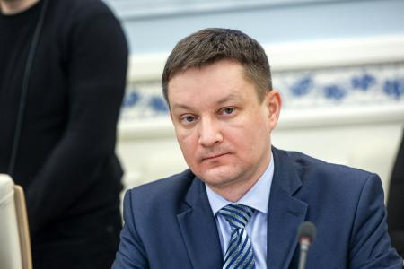 Айрат Гибатдинов заявил, что в России ведется работа над созданием единого стандарта антитеррористической безопасности образовательных учреждений