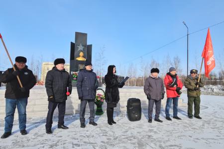Знамя Победы алеет на Полюсе холода.  Марш-эстафета «Наша Великая Победа» в Якутии