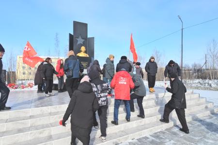 Знамя Победы алеет на Полюсе холода.  Марш-эстафета «Наша Великая Победа» в Якутии