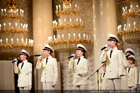 Г.А. Зюганов: "Пчела демонстрирует человеку примеры миролюбия и трудолюбия"