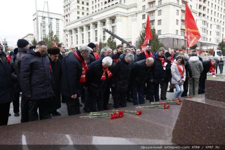 Проявить волю И.В. Сталина и характер великой Советской эпохи!