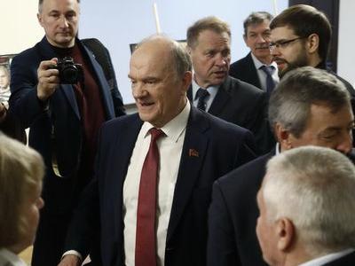 Г.А. Зюганов открыл в Госдуме выставку «Первые в Космосе»