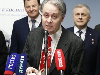 Г.А. Зюганов открыл в Госдуме выставку «Первые в Космосе»