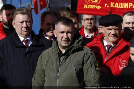 Для фронта и Победы! 136-й гуманитарный конвой от КПРФ ушел в Новороссию и Курск