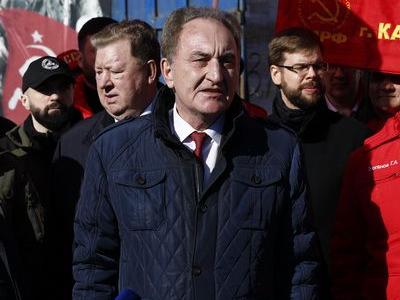 Для фронта и Победы! 136-й гуманитарный конвой от КПРФ ушел в Новороссию и Курск