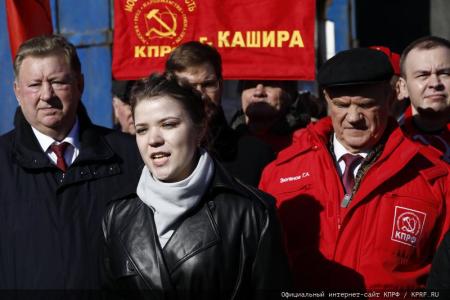Для фронта и Победы! 136-й гуманитарный конвой от КПРФ ушел в Новороссию и Курск