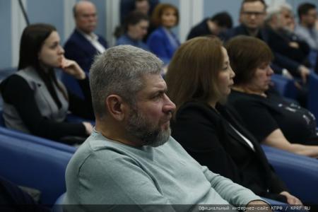 Г.А. Зюганов: Политика «лево руля» давно назрела!