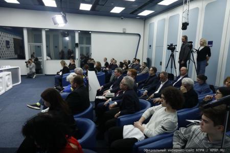 Г.А. Зюганов: Политика «лево руля» давно назрела!